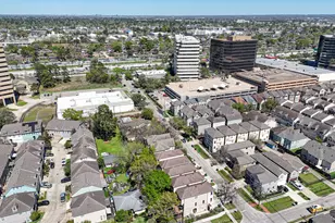 2601 Bevis St, Houston, TX 77008 - Photo 43