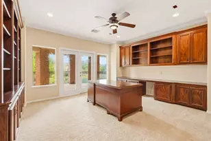 5002 Regency Dr, Sugar Land, TX 77479 - Photo 35