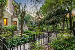 10 Waverly Ct, Houston, TX 77005 - Photo 43