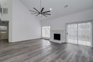 2106 Spyglass Dr, League City, TX 77573 - Photo 15