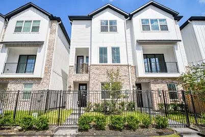 139 Eastwood Street, Houston, TX 77011 - Photo 1
