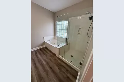 201 Pebble Springs, Cleveland, TX 77327 - Photo 17