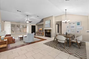 4807 Pleasant Plains Dr, Friendswood, TX 77546 - Photo 5