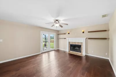 425 Blueberry Street, Bridge City, TX 77611 - Photo 17