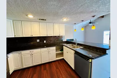 25417 Highway 6, Hempstead, TX 77445 - Photo 15