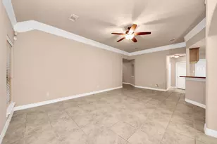 6 Prairie Oaks Dr, La Marque, TX 77510 - Photo 3