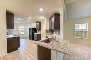 15214 Central Lakes Dr, Humble, TX 77396 - Photo 7