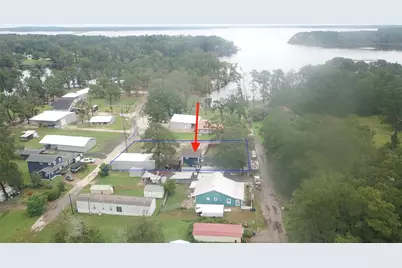 195 Lakeside Drive, Zavalla, TX 75980 - Photo 3