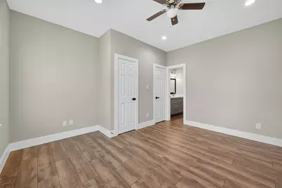 2109 Marnel Road #H, Houston, TX 77055 - Photo 9