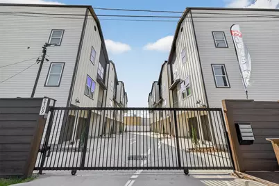 2109 Marnel Road #H, Houston, TX 77055 - Photo 1