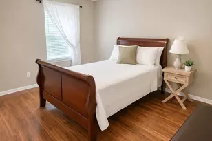 110 N Hawkhurst Cir, The Woodlands, TX 77354 - Photo 13