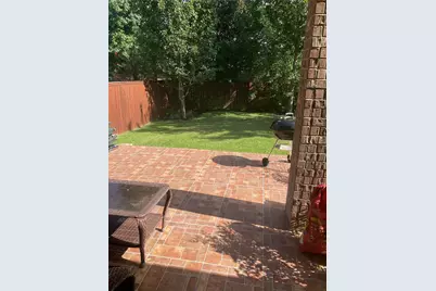110 N Hawkhurst Circle, The Woodlands, TX 77354 - Photo 3
