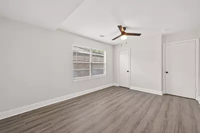 4729 Paradise Lane, Houston, TX 77048 - Photo 15