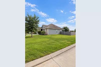 1150 Shadow Glenn Drive, Conroe, TX 77301 - Photo 7