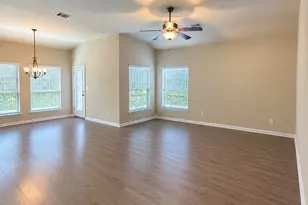 1150 Shadow Glenn Dr, Conroe, TX 77301 - Photo 3