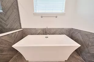 3019 Golden Isle Dr, Texas City, TX 77568 - Photo 33