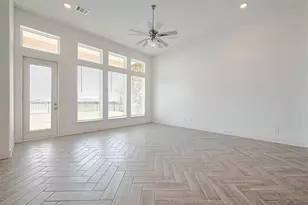 3019 Golden Isle Dr, Texas City, TX 77568 - Photo 5