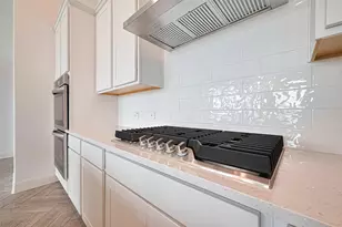 3019 Golden Isle Dr, Texas City, TX 77568 - Photo 13