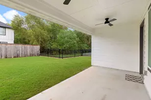 17418 Banaberry Ct, Conroe, TX 77385 - Photo 27