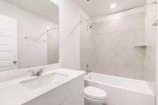 17418 Banaberry Ct, Conroe, TX 77385 - Photo 23