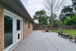 5846 Ettrick Dr, Houston, TX 77035 - Photo 33