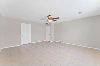 11819 S Brenton Knoll Drive, Tomball, TX 77375 - Photo 19