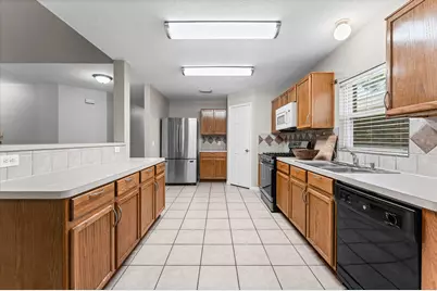 11819 S Brenton Knoll Drive, Tomball, TX 77375 - Photo 5