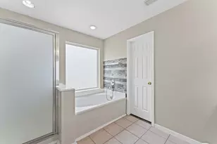11819 S Brenton Knoll Dr, Tomball, TX 77375 - Photo 21