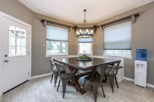 3239 Braesview Dr, Pearland, TX 77584 - Photo 11