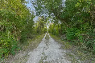 8224 Tri City Beach Rd, Beach City, TX 77523 - Photo 45