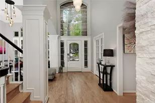 22 Classic Oaks, The Woodlands, TX 77382 - Photo 5