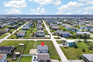 4019 Jackson Dr, Galveston, TX 77554 - Photo 7