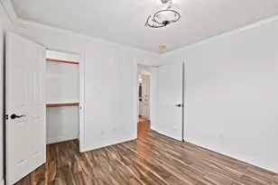 645 Warsaw St, Hitchcock, TX 77563 - Photo 13