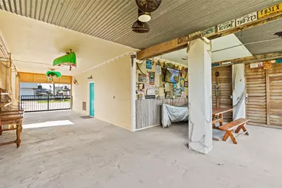645 Warsaw Street, Hitchcock, TX 77563 - Photo 5