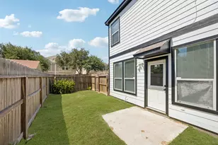 16555 Pentonshire Ln, Houston, TX 77090 - Photo 11