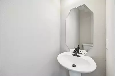 16555 Pentonshire Lane, Houston, TX 77090 - Photo 13