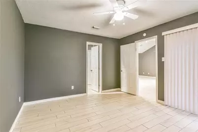 10427 Eagle Glen Drive, Houston, TX 77041 - Photo 7