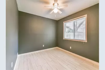 10427 Eagle Glen Drive, Houston, TX 77041 - Photo 11