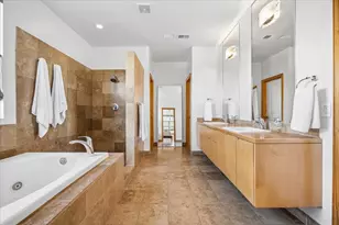 98 Drew St, Houston, TX 77006 - Photo 29