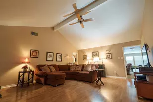 1817 McKinley St, Rosenberg, TX 77471 - Photo 9