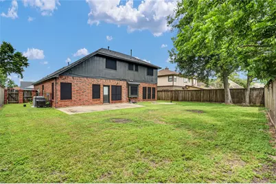 55 Sweetleaf Ct, Lake Jackson, TX 77566 - Photo 41