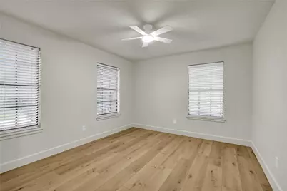55 Sweetleaf Ct, Lake Jackson, TX 77566 - Photo 31