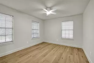 55 Sweetleaf Ct, Lake Jackson, TX 77566 - Photo 31