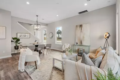 5915 Wheatley Hollow Lane, Houston, TX 77091 - Photo 13