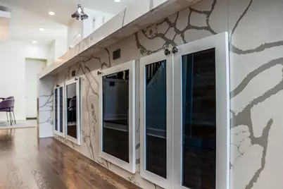 2124 Banks Street, Houston, TX 77098 - Photo 11