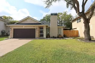 10714 Bayou Pl Ct, Houston, TX 77099 - Photo 1