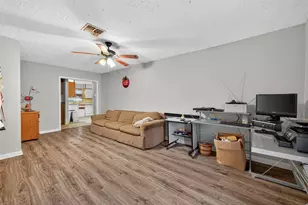 12402 Palmfree St, Houston, TX 77034 - Photo 7