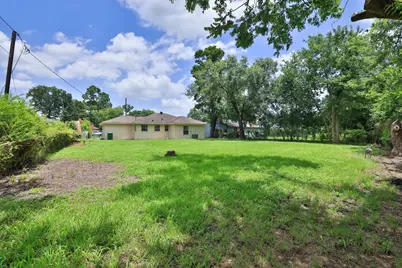 9026 Lake Forest Boulevard, Houston, TX 77078 - Photo 35