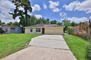 9026 Lake Forest Blvd, Houston, TX 77078 - Photo 3