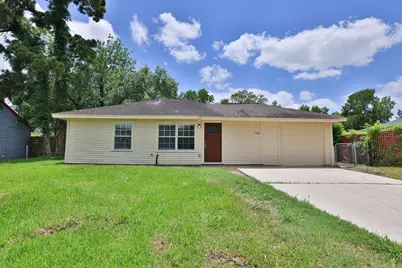 9026 Lake Forest Boulevard, Houston, TX 77078 - Photo 1